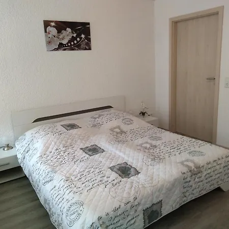 アパート Urlaub Und Arbeit In Waldheim